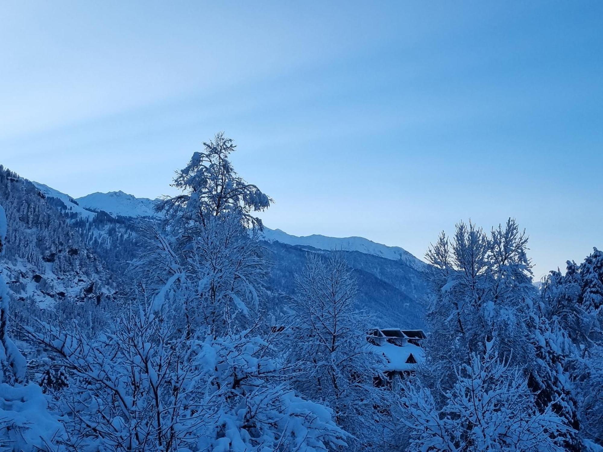Banon Resorts Manali  Exterior photo
