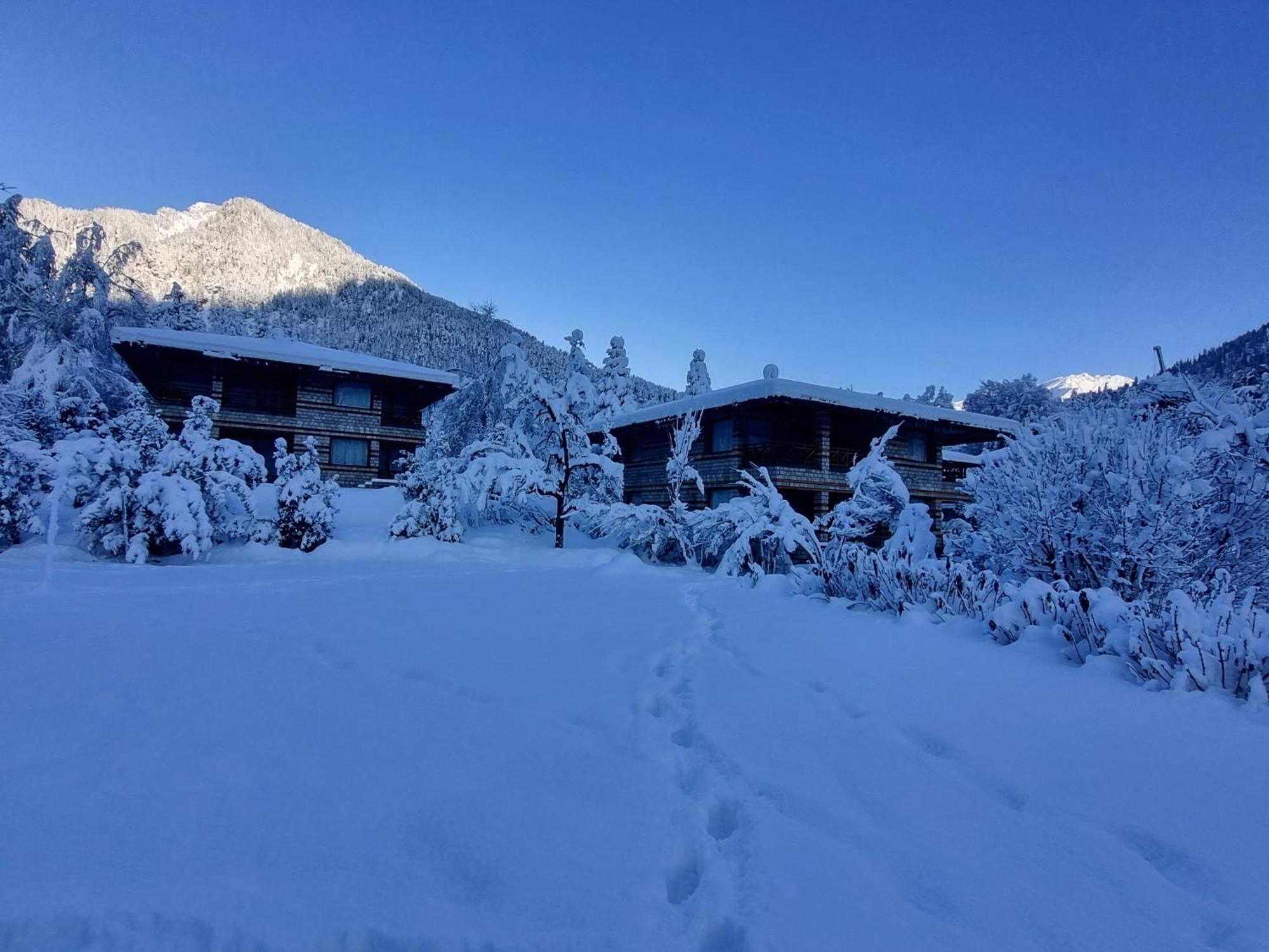 Banon Resorts Manali  Exterior photo